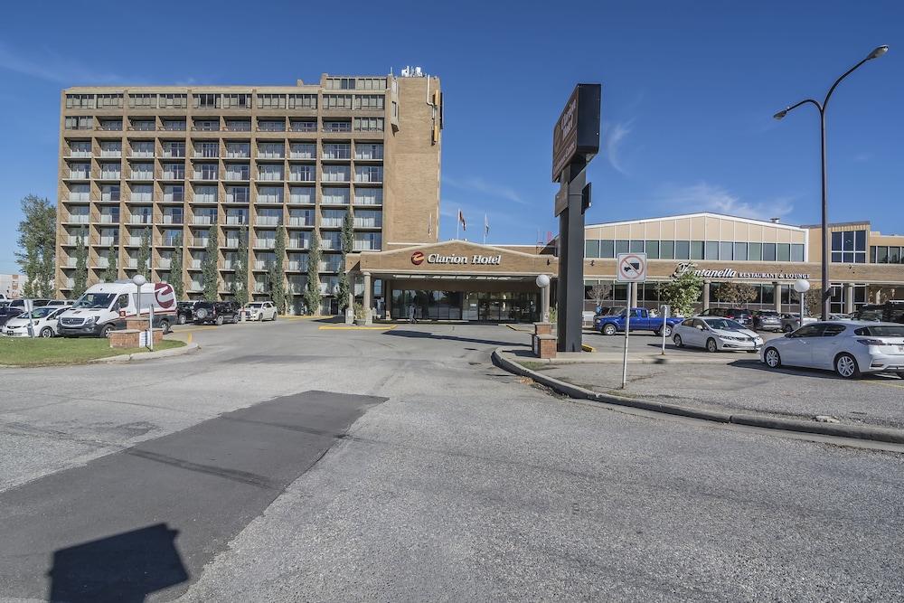 Doubletree By Hilton Calgary North Hotel Exterior photo